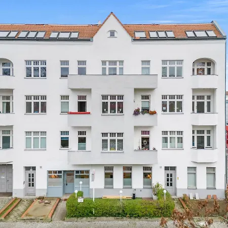 Lägenhet Neues Zentrales Apartment,10 Betten,vollmoebliert, Wifi