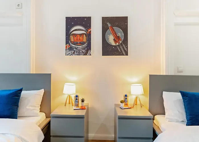 アパート Neues Zentrales Apartment,10 Betten,vollmoebliert, Wifi